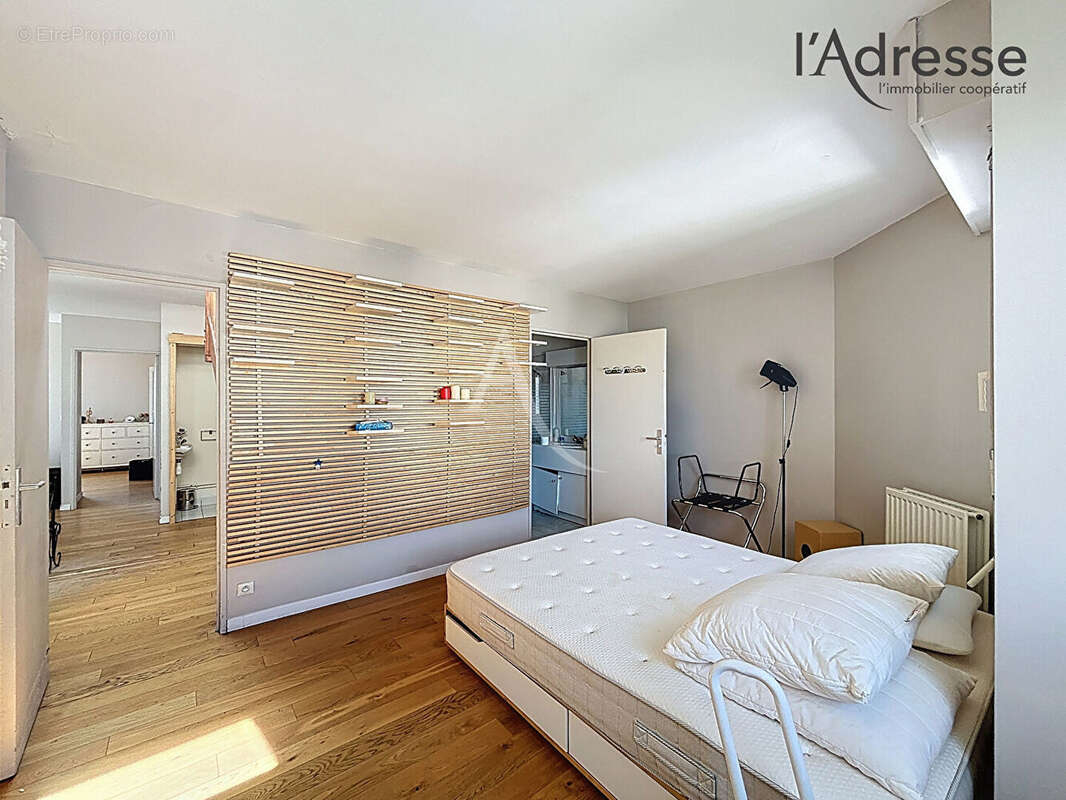 Appartement à SURESNES