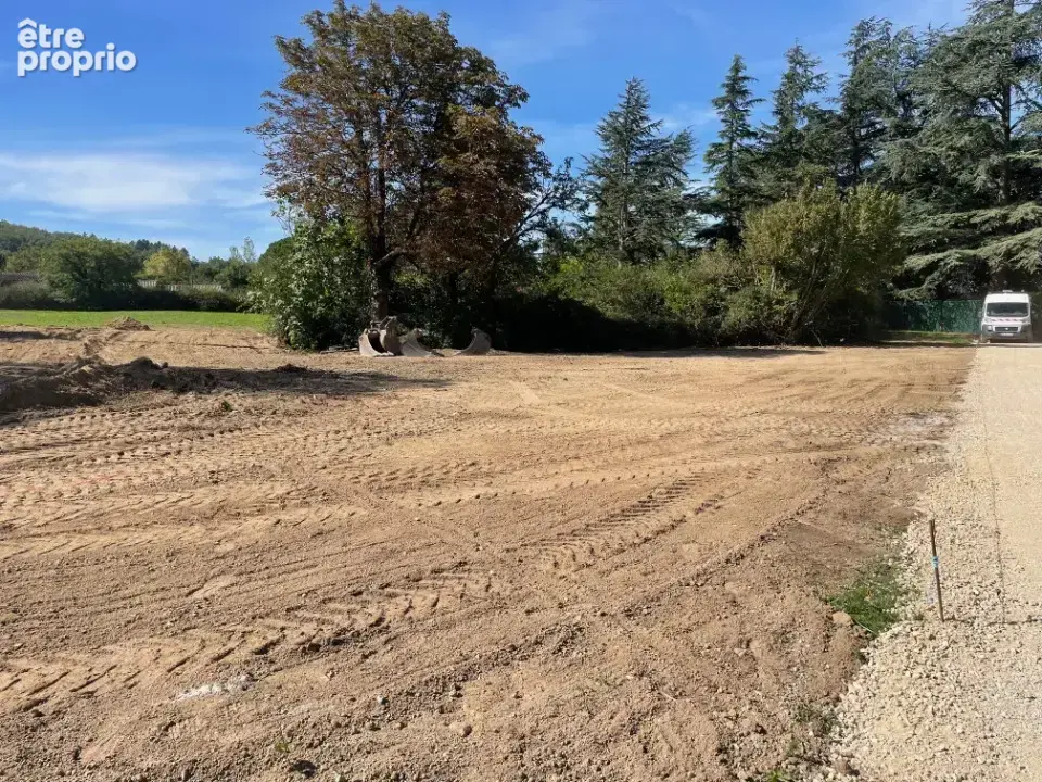 Terrain à REVEL