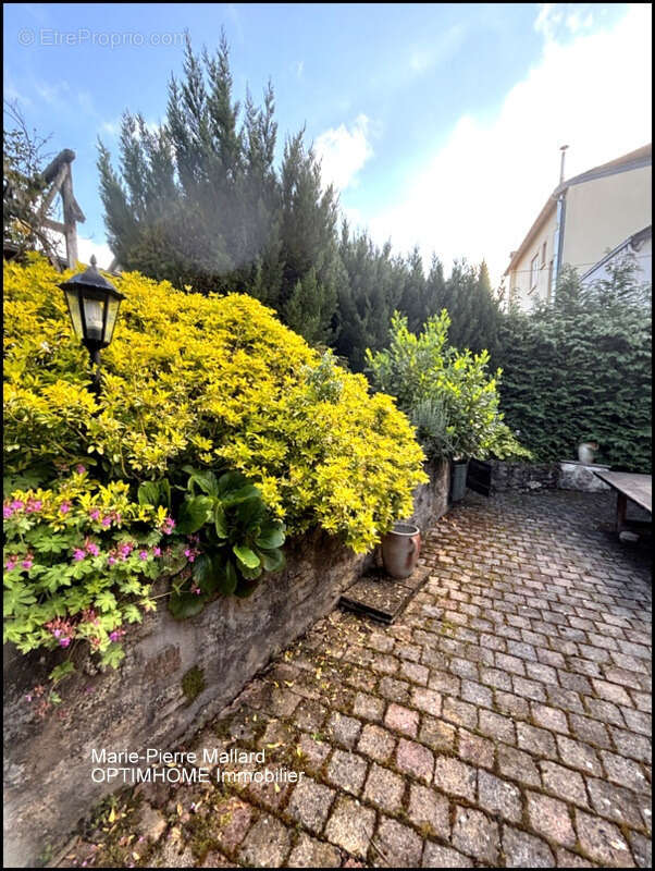 Maison familiale de 7 pièces à BOURGANEUF (23) - photo 22