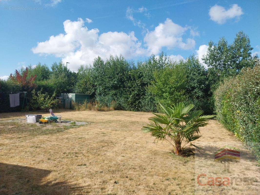 Maison 88 m² à Pleugueneuc  - photo 9