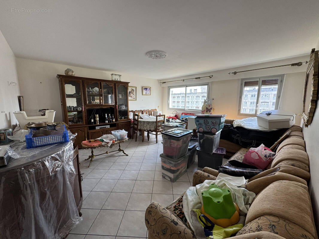 Appartement à SARCELLES