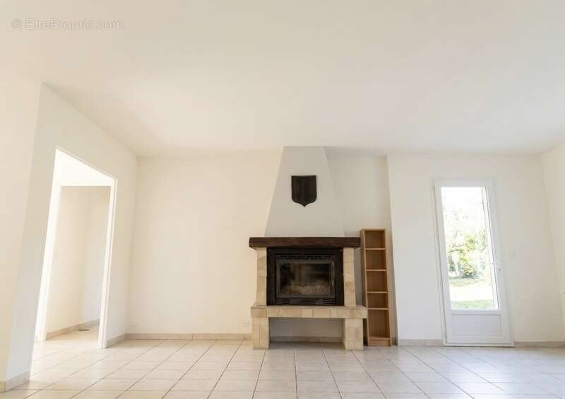 Maison à CREYS-MEPIEU