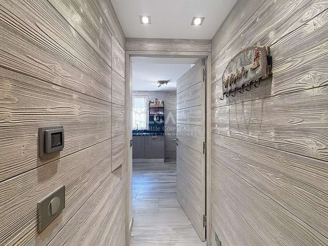 Appartement à SAINT-ETIENNE-DE-TINEE