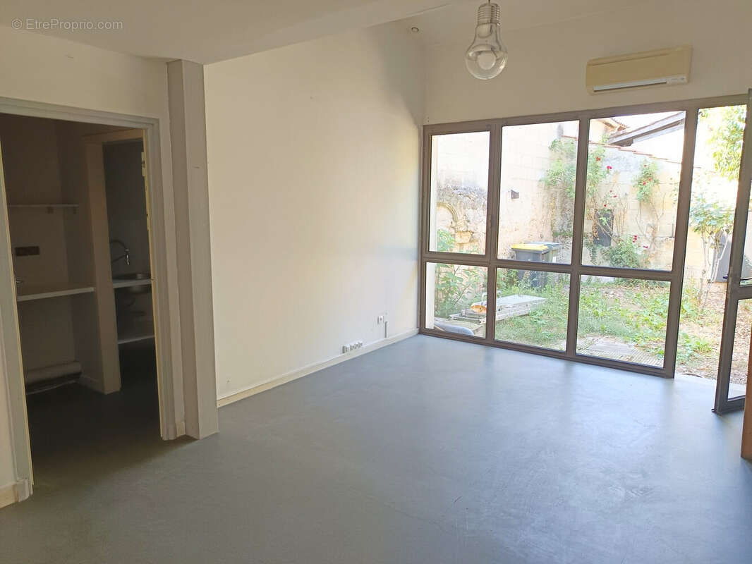 Maison 78 m² à Sainte-Terre  - photo 3