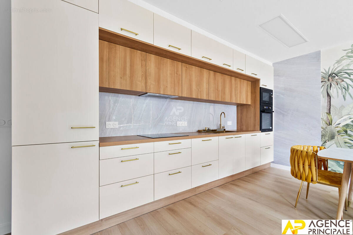 Appartement à MAISONS-LAFFITTE