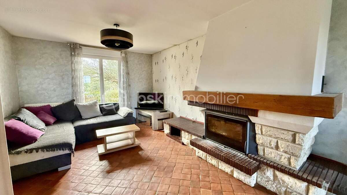 Maison à LE MESNIL-EURY