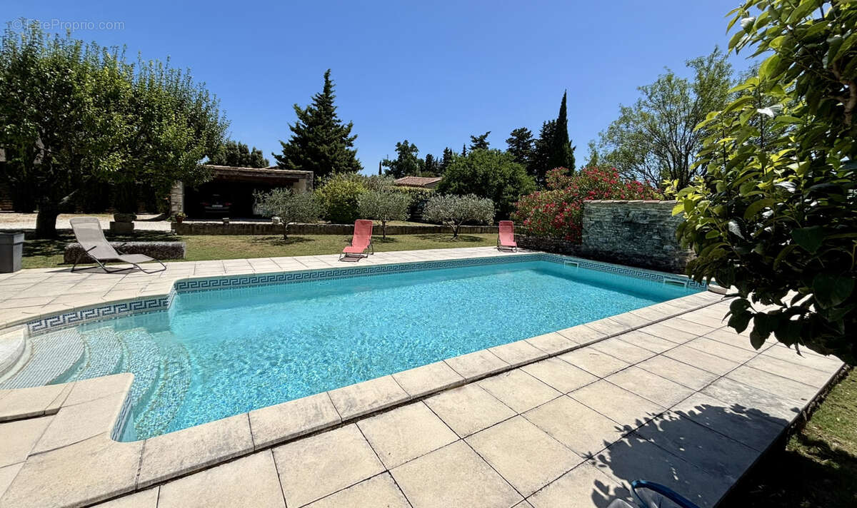 Maison à GRIGNAN