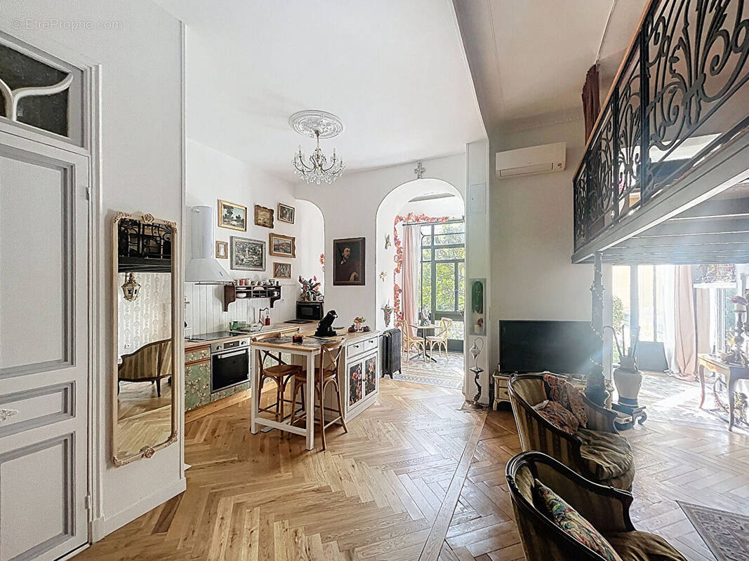 Appartement à NICE