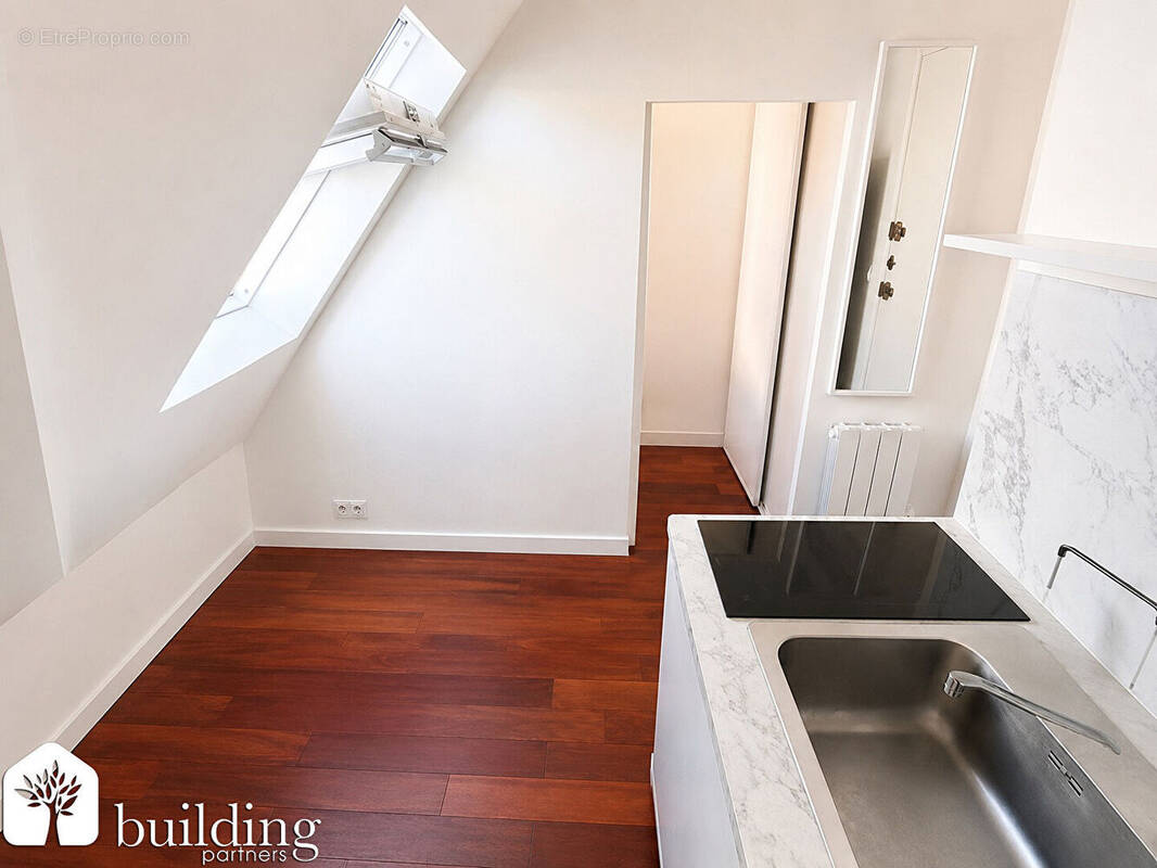 Appartement à PARIS-8E