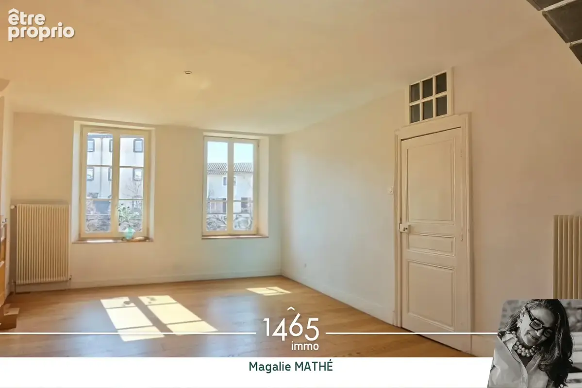 Montferrand : Maison de ville de 150m2 rénovée avec goût - L'indépendance d'une maison, les volumes d'un loft, - photo 3