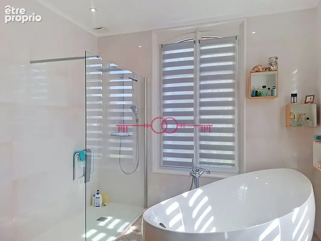 Meulière d'exception 190m² Châlons Madagascar Haut de gamme - photo 9