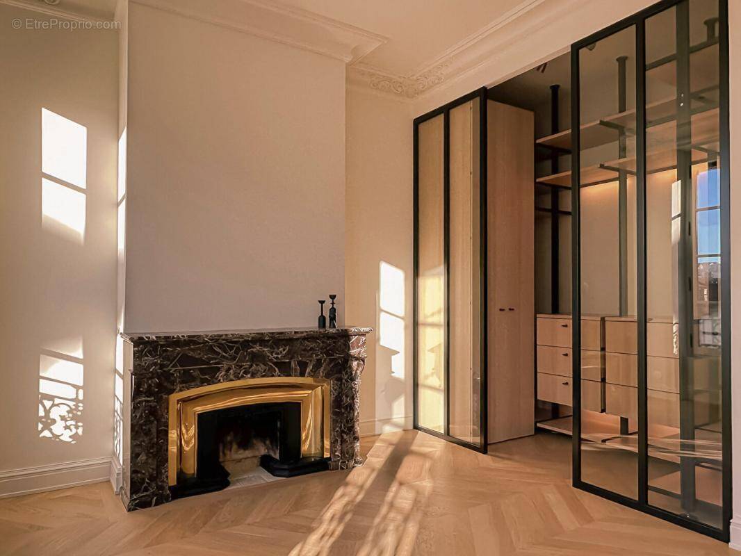 Appartement à LYON-6E