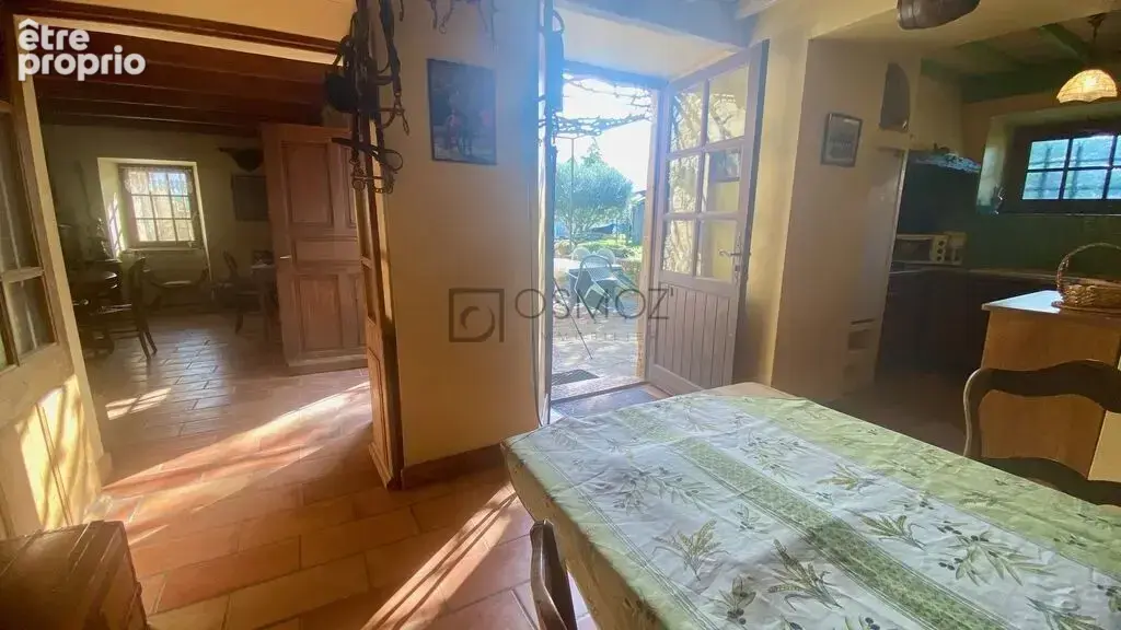 Authentique, maison en pierre avec gîte indépendant - photo 16