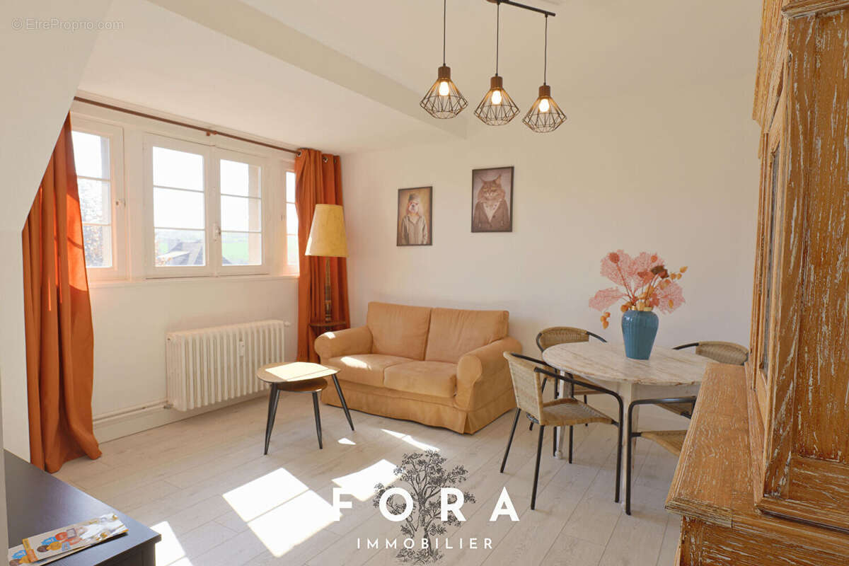 Appartement à CONDE-SUR-NOIREAU