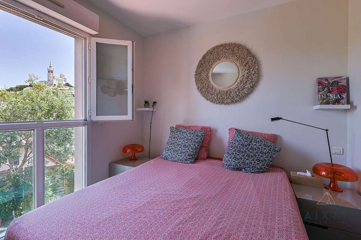 Appartement à MARSEILLE-7E