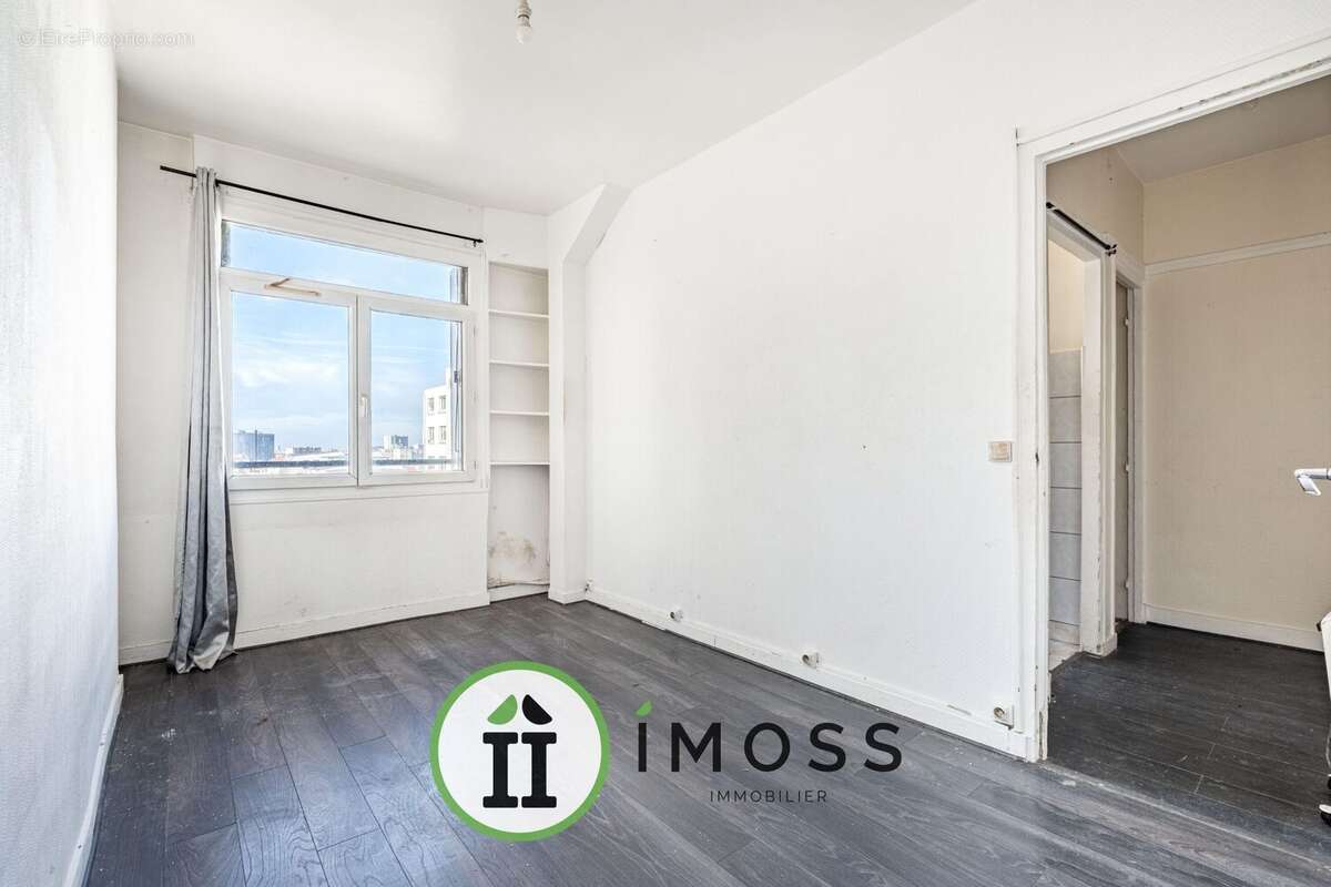 Appartement à AUBERVILLIERS