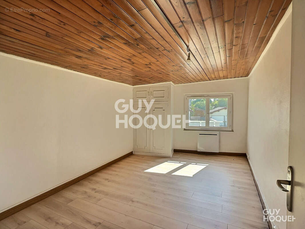 Appartement à BRINDAS