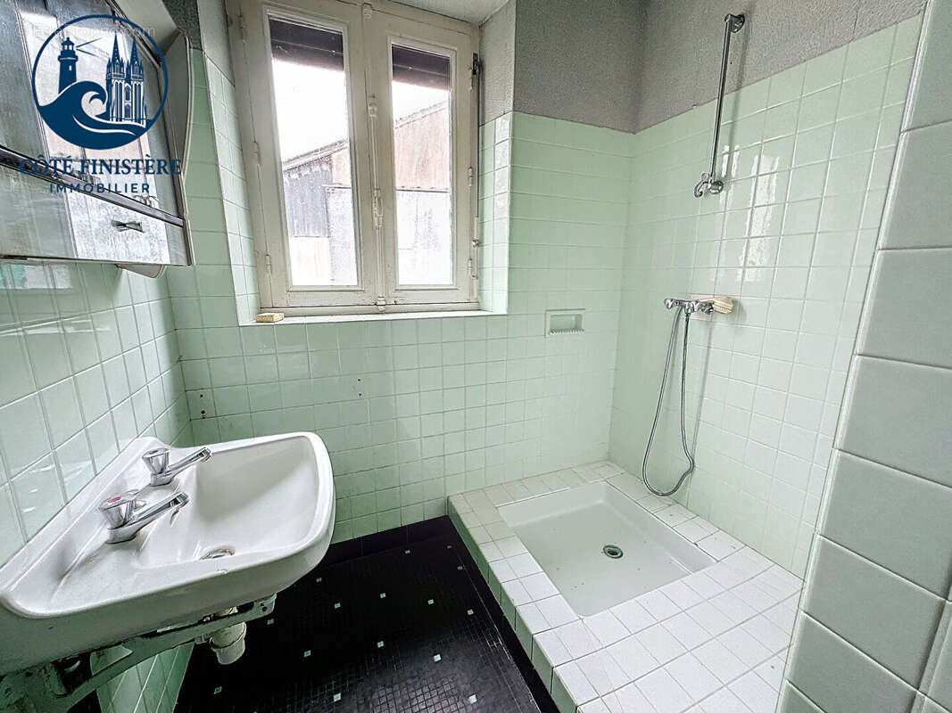 Maison à PLONEOUR-LANVERN