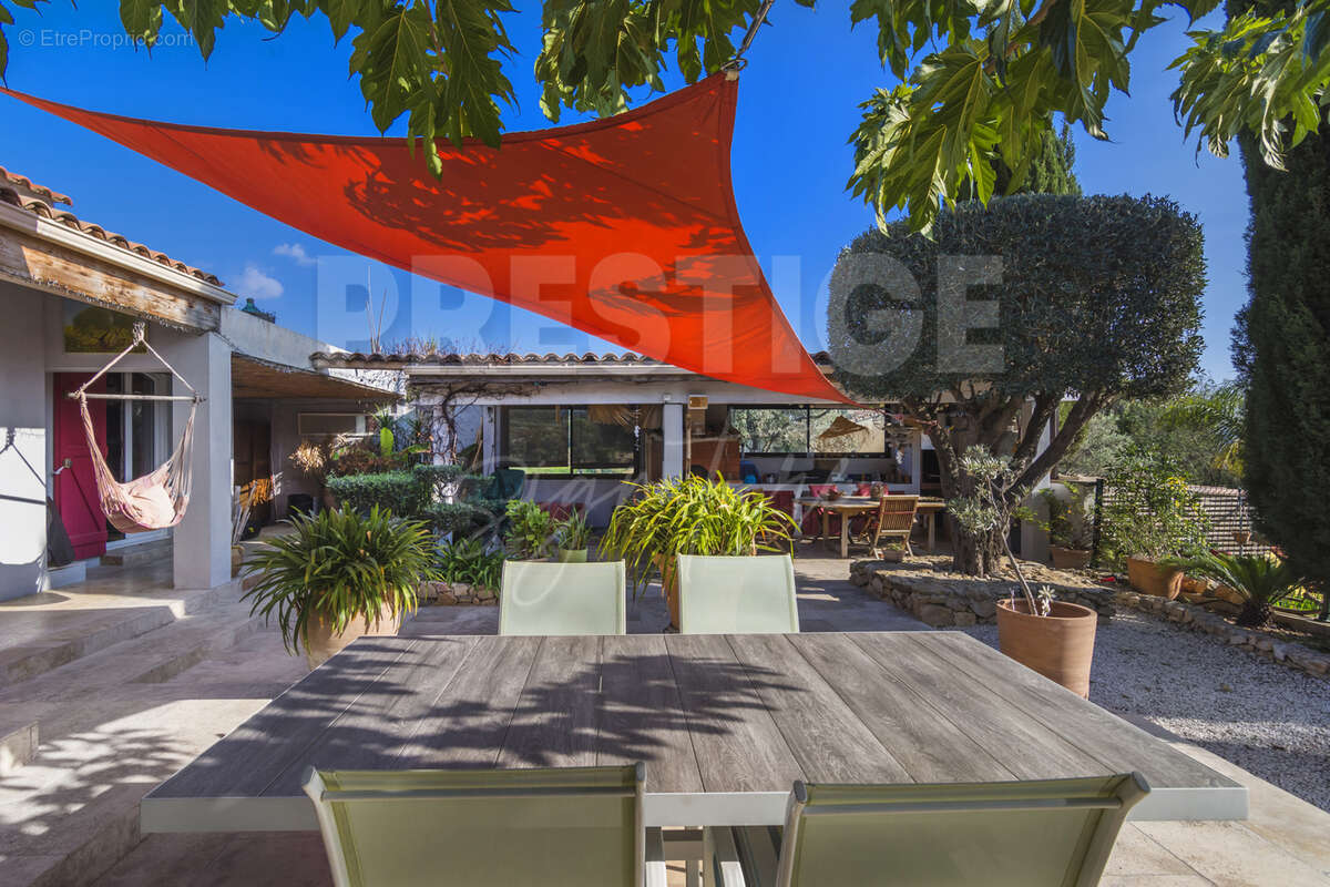 Maison à SANARY-SUR-MER