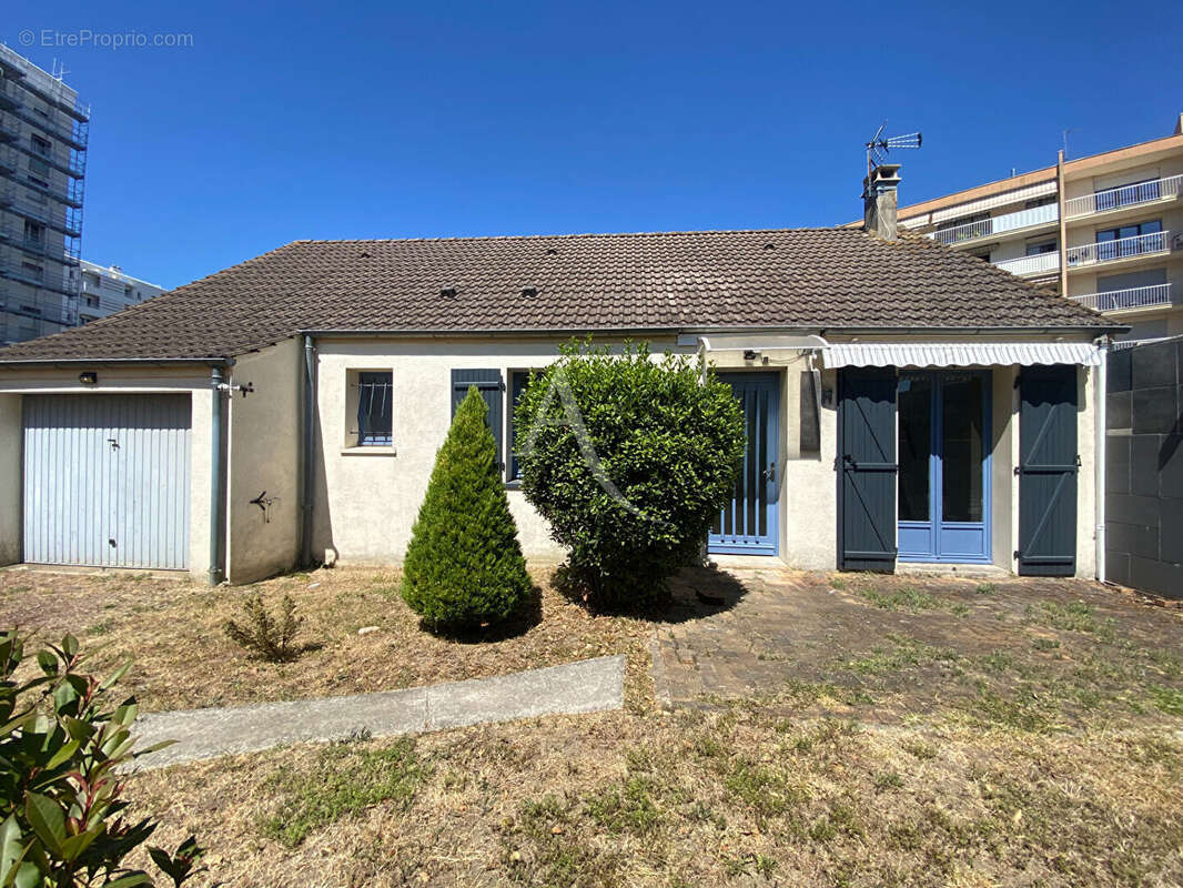 Maison de plain-pied Melun 4 pièce(s) 79 m2 - photo 6