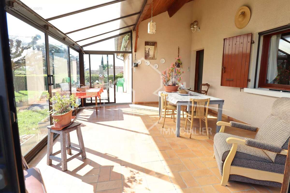 Maison à BEAUREPAIRE