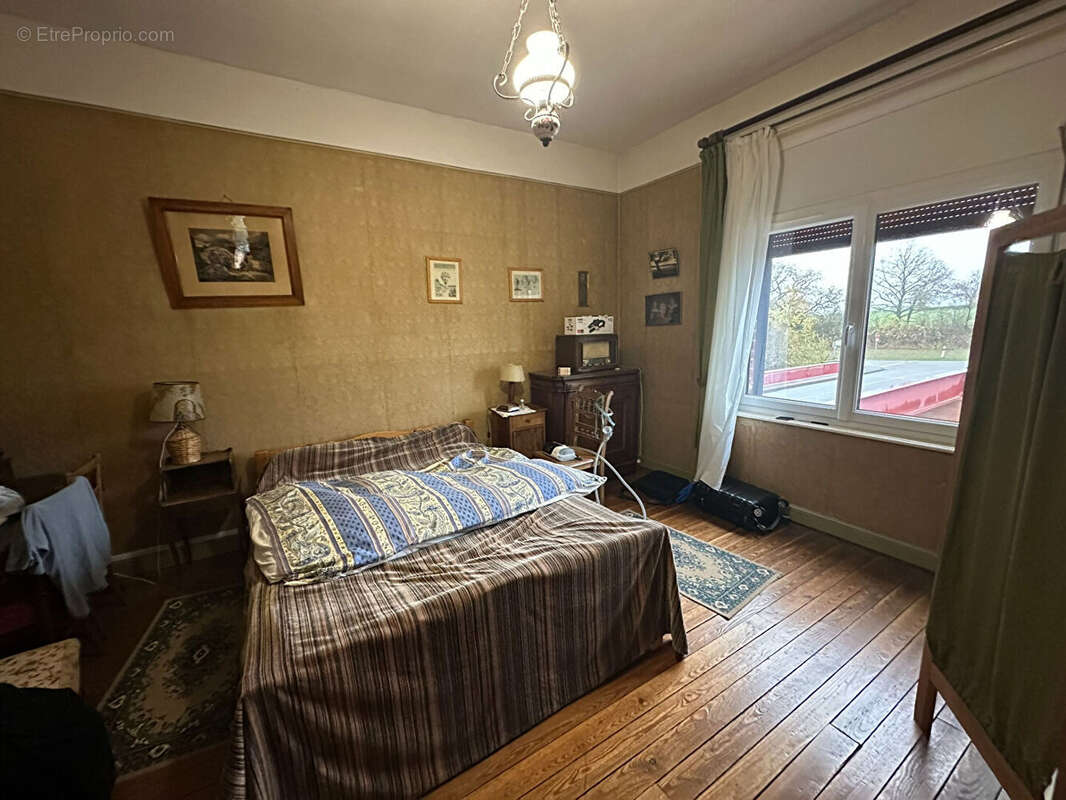 Maison à FLAVY-LE-MARTEL