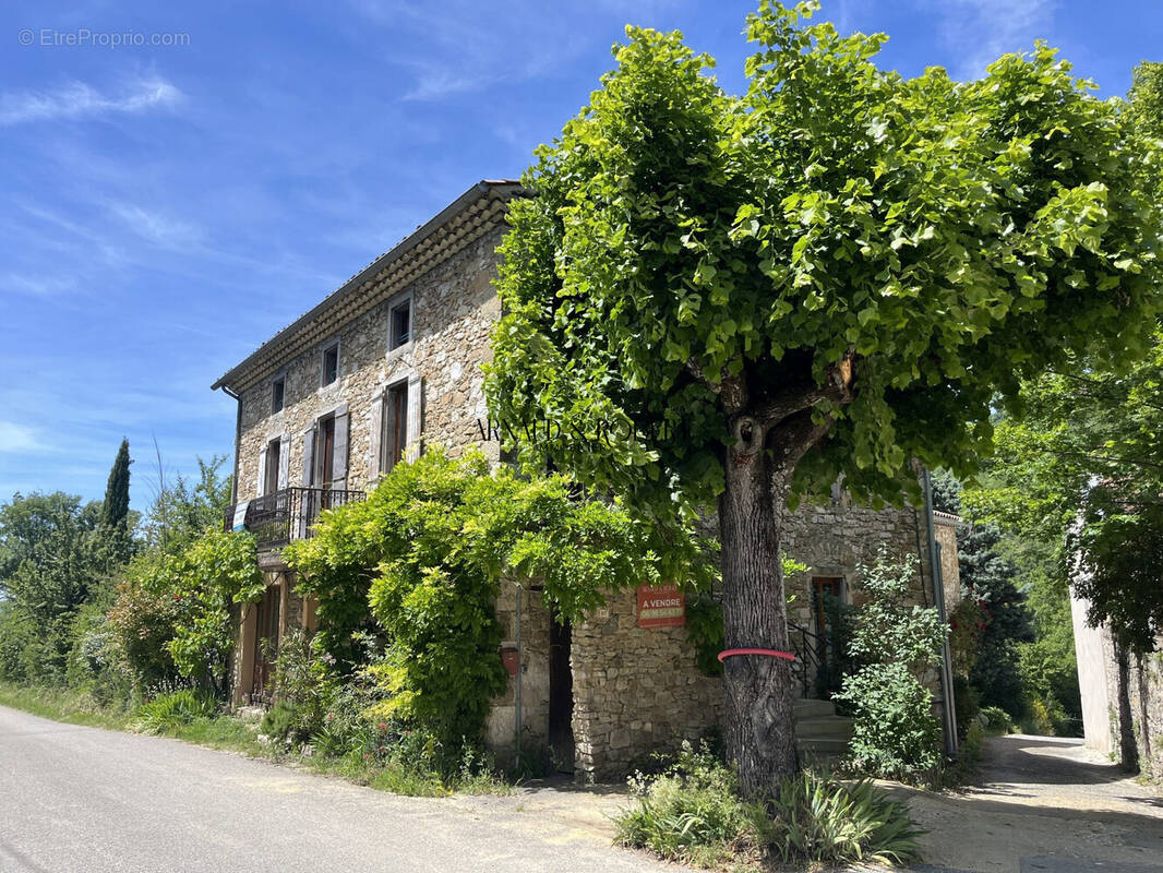 Maison à ROCHEBAUDIN