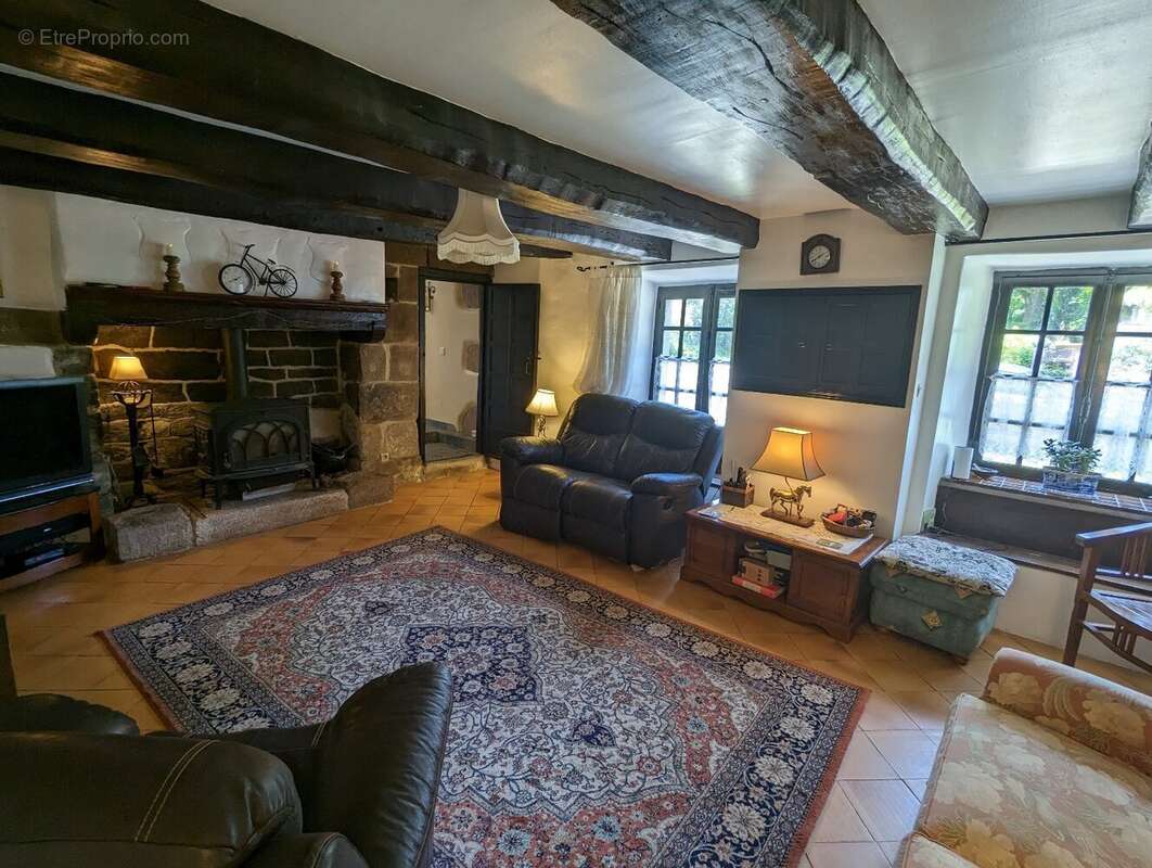 Propriété de caractère en Bretagne avec grand gîte, piscine et 1,6 hectare  résidence principale et potentiel de revenus près d - photo 10