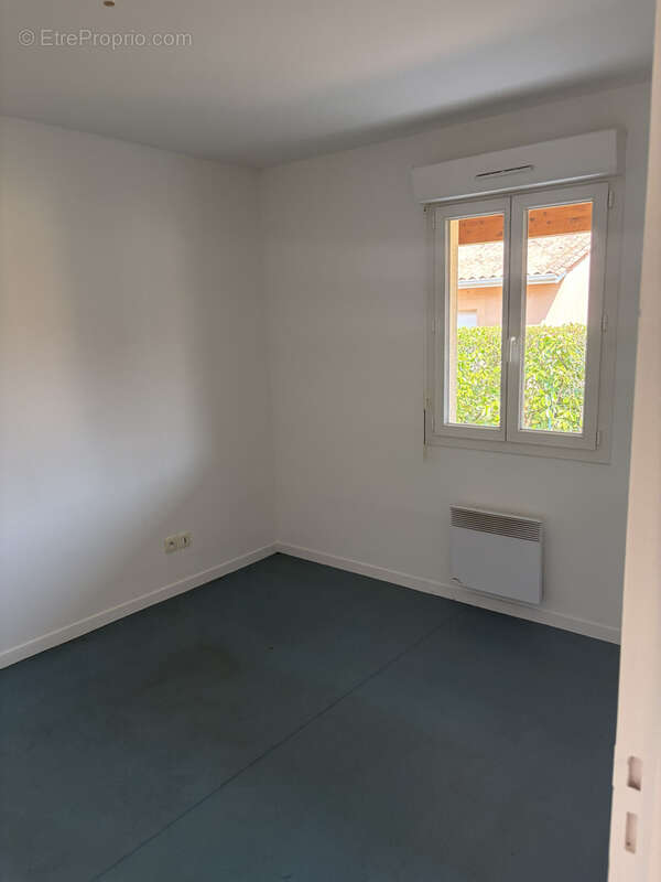 Maison T3 avec jardin privatif à vendre   ETAULIERS-Libre de tout occupant ! - photo 5