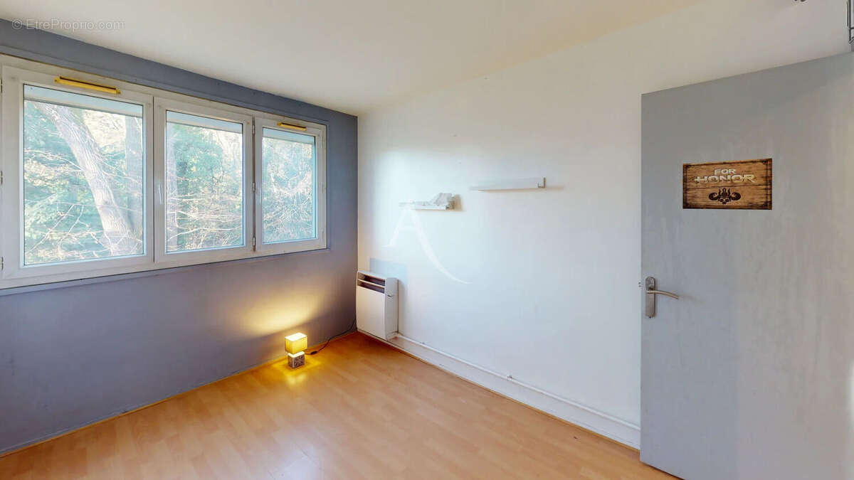 Appartement à VILLIERS-SUR-ORGE