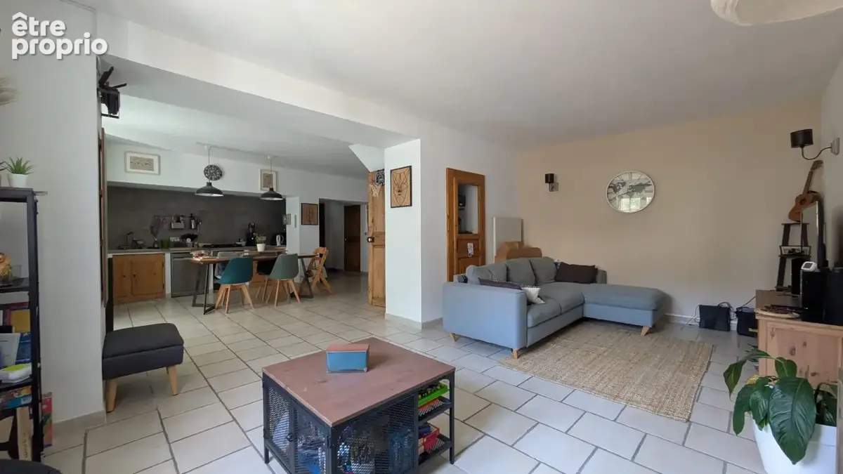 Maison à COURTHEZON