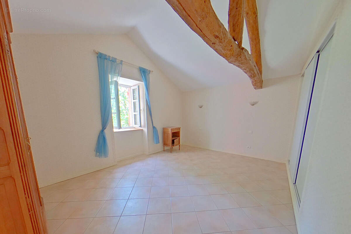 Maison à CAUSSADE