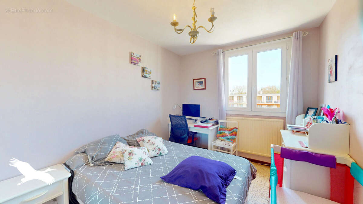 Appartement à MARSEILLE-13E