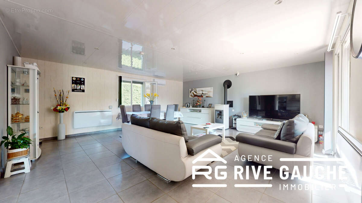 Maison de plain-pied 3 pièces   82 m2   Terrain clos de 750 m2   Roussillon - photo 5