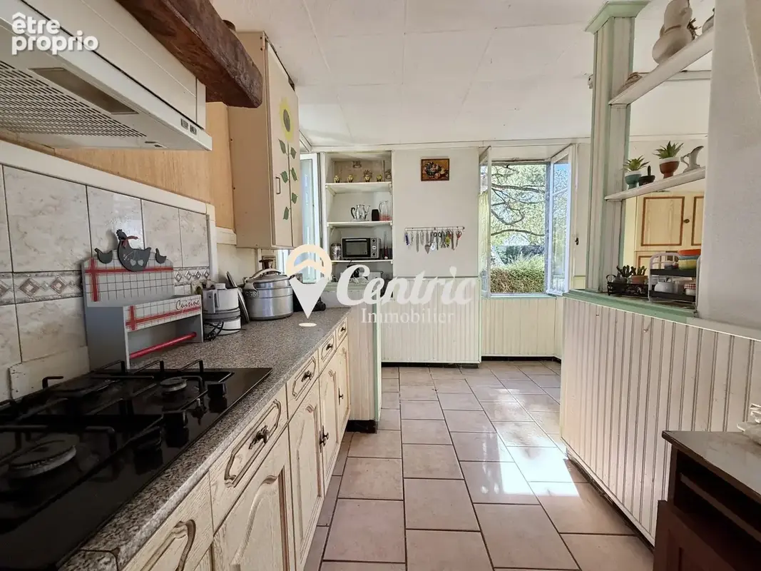 Maison 6 pièces 148 m² à vendre à Bressuire (79300) - photo 4