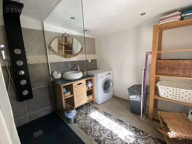 Maison à ENTRECASTEAUX