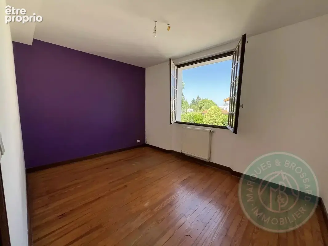 Orleix – Maison 4 chambres avec grange et beau potentiel - photo 5