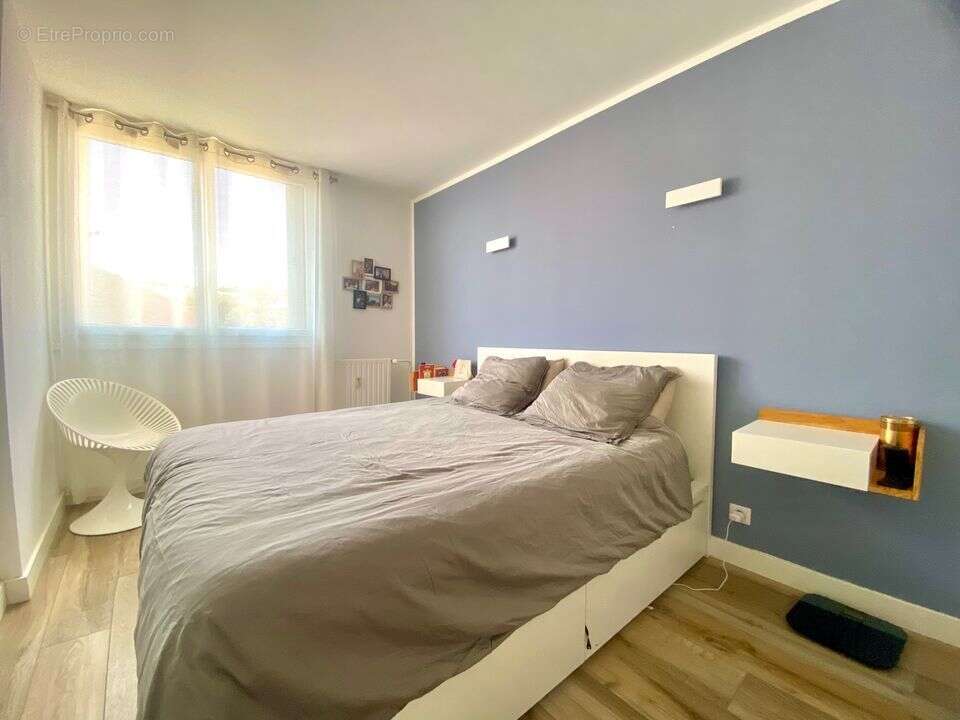 T4 DERNIER ETAGE  / BALCON / PARKING / BATARELLE BASSE - Appartement à MARSEILLE-13E