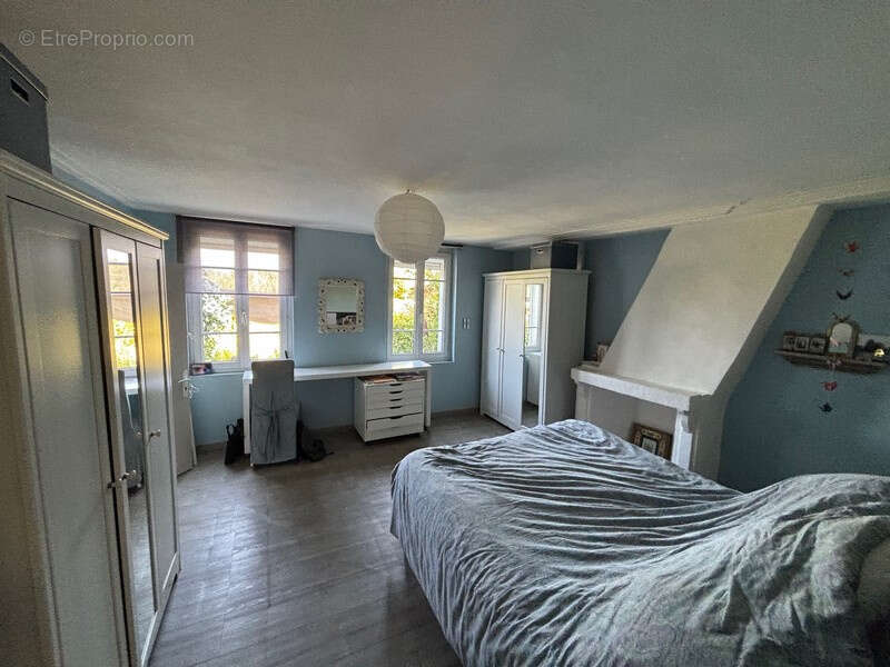 Prorpiete 6 chambres - photo 9