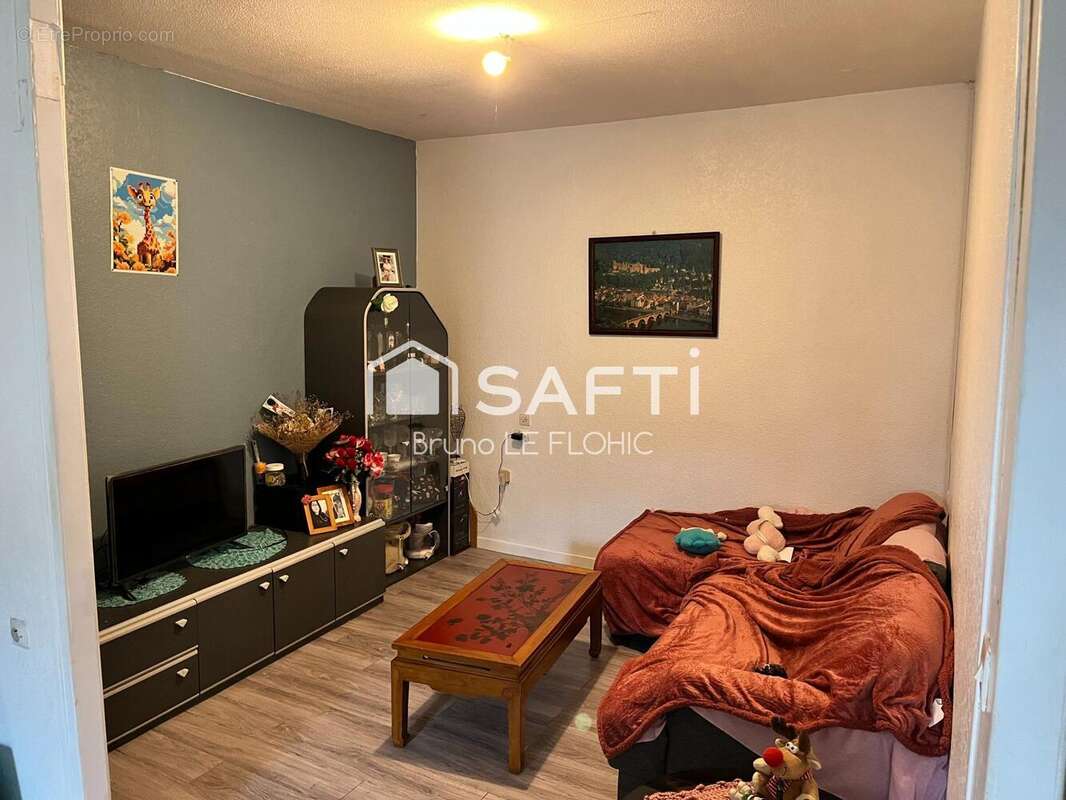 Photo 2 - Maison à VILLEMOLAQUE