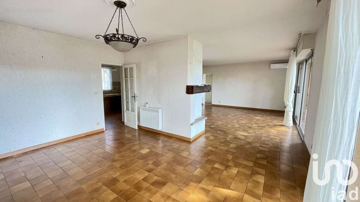 Photo 4 - Maison à LA LONDE-LES-MAURES