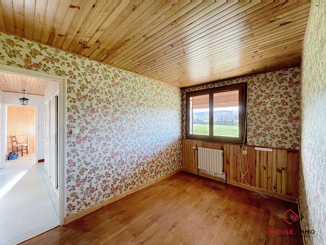 Maison à PONT-DE-POITTE