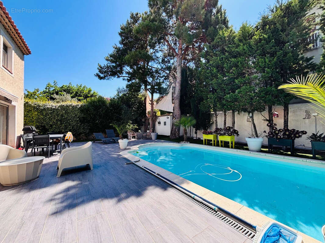 Maison à MARSEILLE-10E