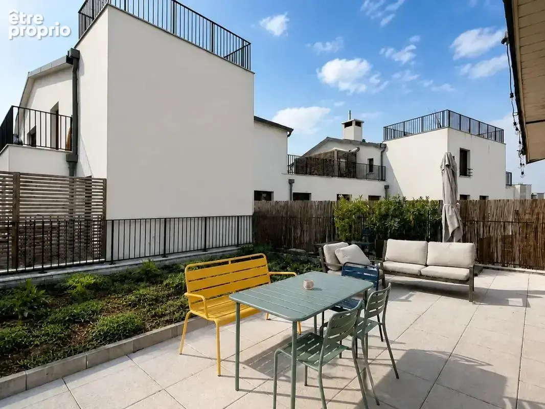 Appartement Duplex de 4 pièces de 90 m² avec rooftop à Montreuil - photo 14