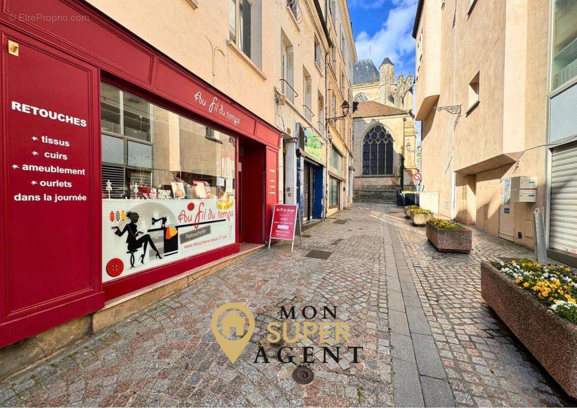 Commerce à MELUN
