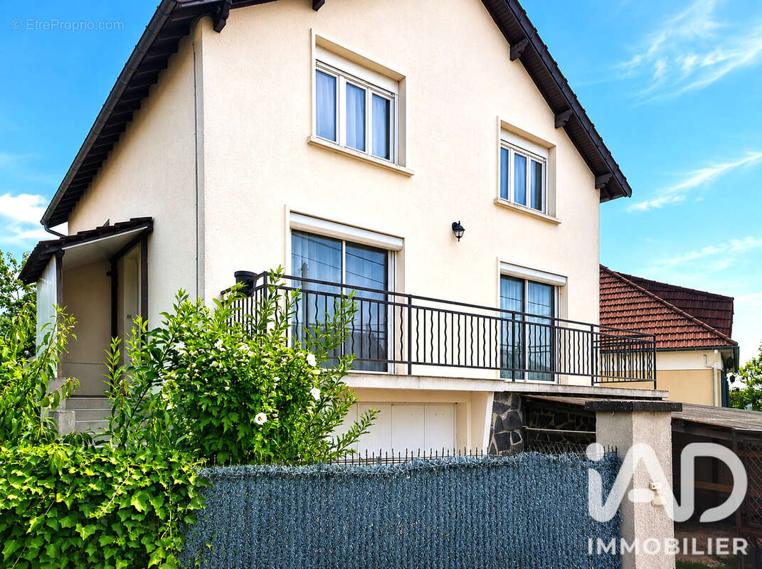 Maison 150 m² à Ozoir-La-Ferriere  - photo 3