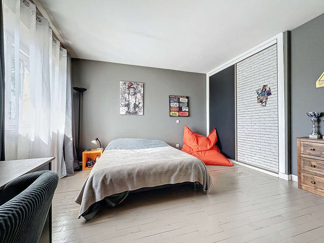 Maison à LES CHERES