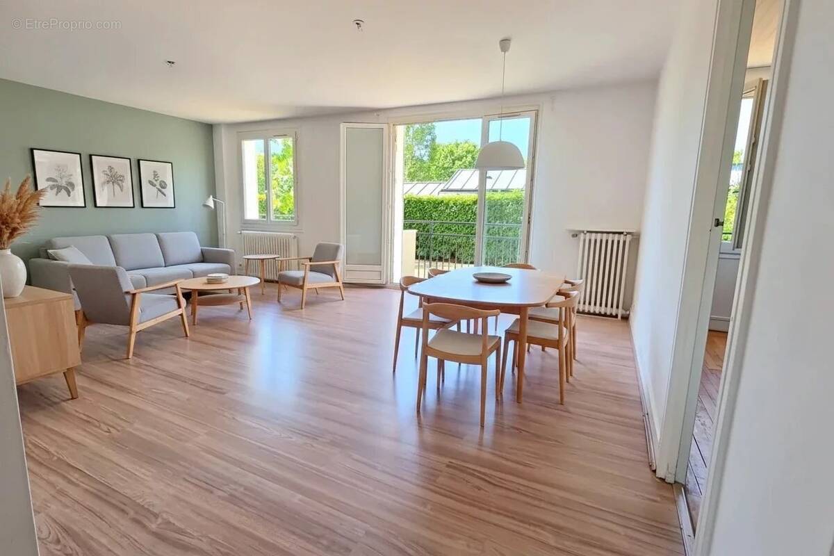 Appartement à CROISSY-SUR-SEINE