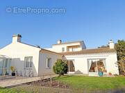 Maison à BEAUVOIR-SUR-MER