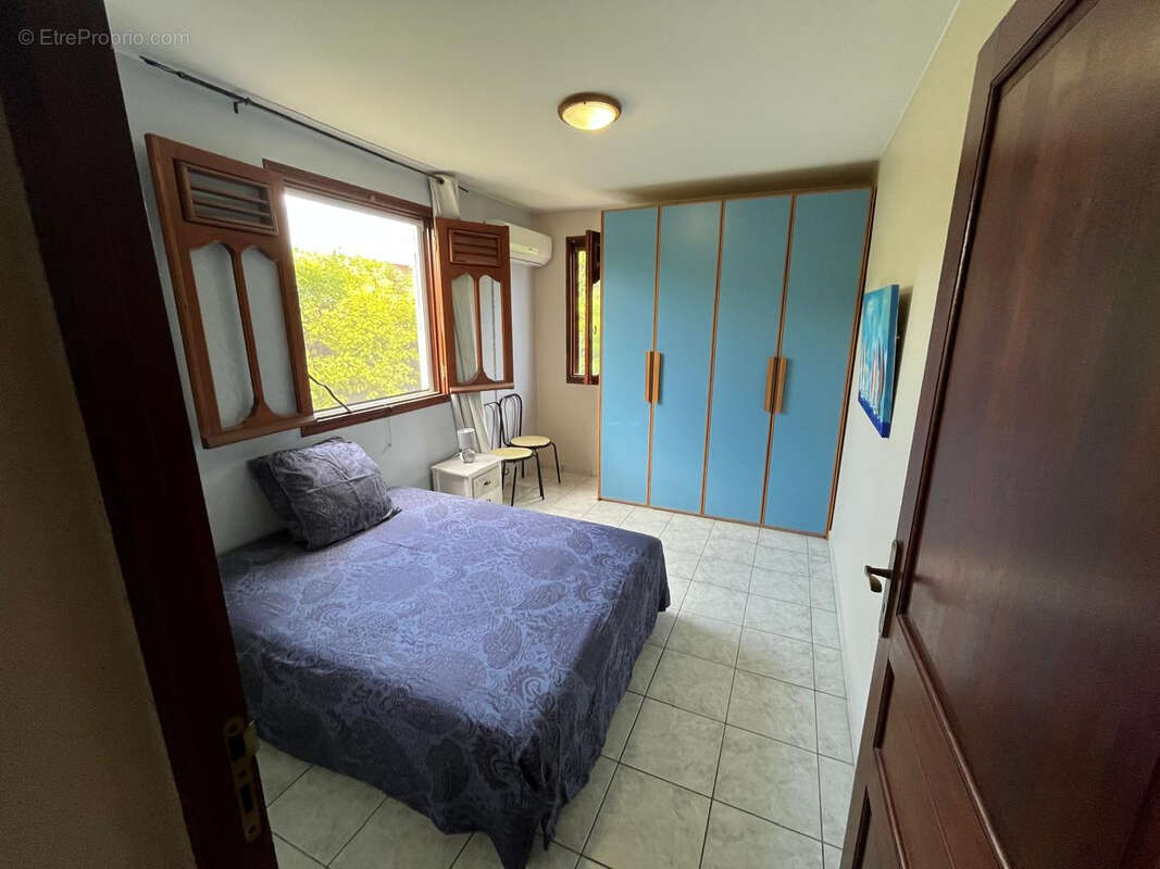 Maison à BAIE-MAHAULT